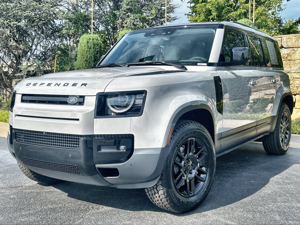 Used 2026 Land Rover Defender 110 S AWD/4WD image 1