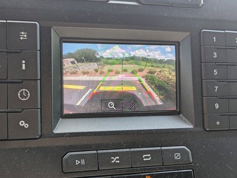 Used 2018 Ford F150 XLT image 8