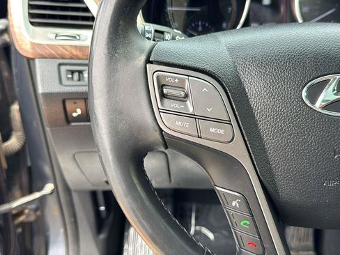 Used 2018 Hyundai Santa Fe FWD image 13