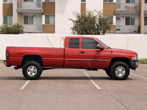 Used 2001 Dodge Ram 2500 Truck 4x4 Quad Cab image 3