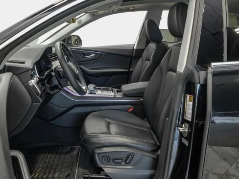 Used 2022 Audi Q8 Premium Plus w/ Premium Plus Package AWD/4WD image 5