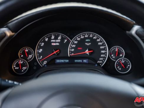 Used 2006 Chevrolet Corvette Z06 w/ Preferred Equipment Group image 8