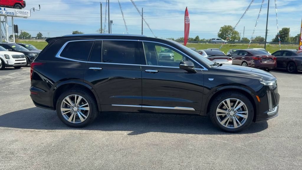 Used 2022 Cadillac XT6 Premium Luxury AWD/4WD image 8