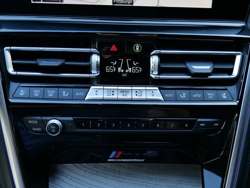 Used 2022 BMW M8 Competition image 32