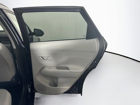 Used 2025 Hyundai Kona SEL image 31