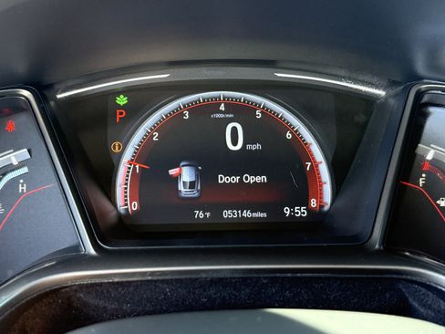 Used 2020 Honda Civic Sport Touring image 12