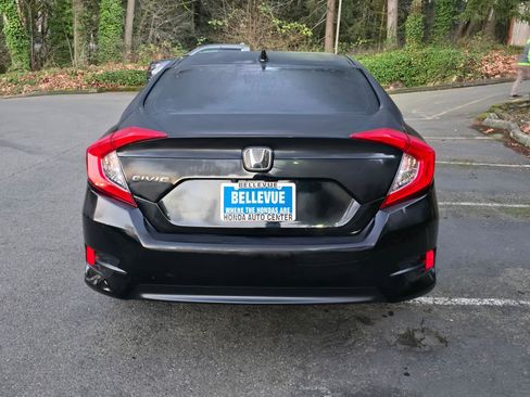 Used 2018 Honda Civic EX image 39