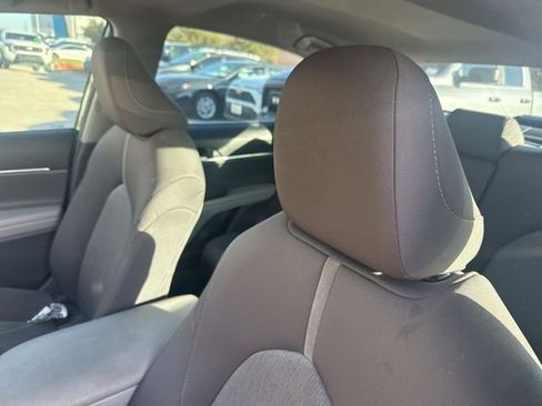 Used 2024 Toyota Camry LE image 9