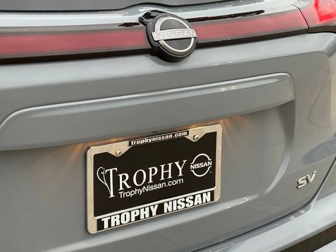 Certified 2024 Nissan Kicks SV FWD image 10