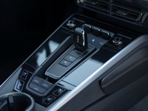 Used 2021 Porsche 911 Turbo S image 16