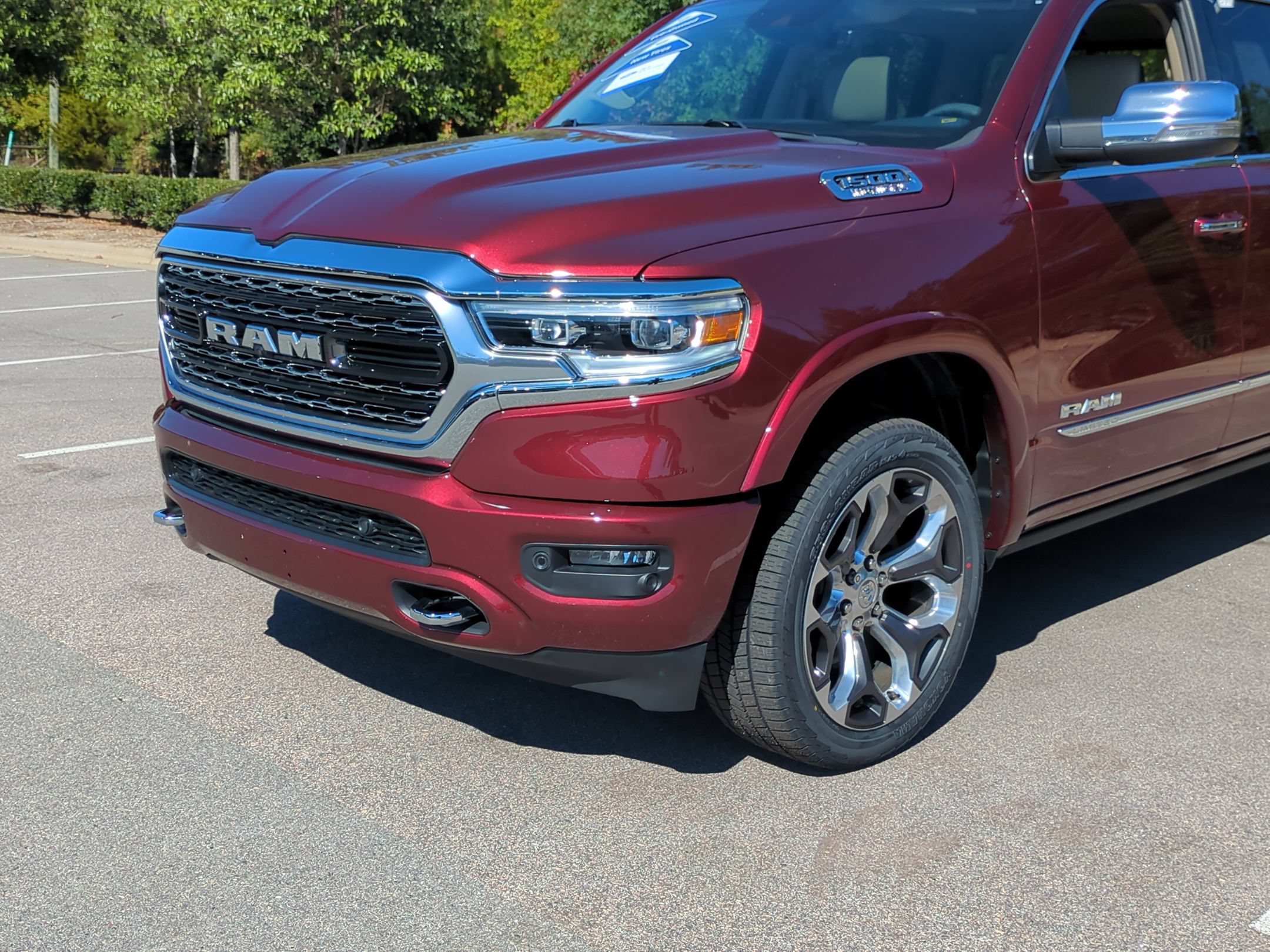 Used 2019 RAM 1500 Limited AWD/4WD image 10