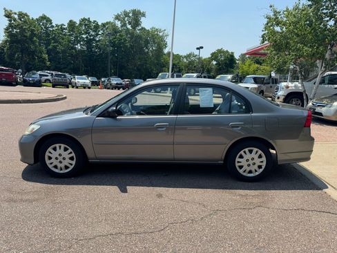 Used 2005 Honda Civic LX image 3