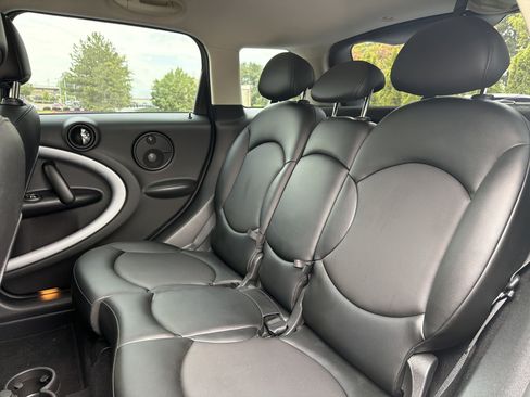 Used 2016 MINI Cooper Countryman FWD image 9