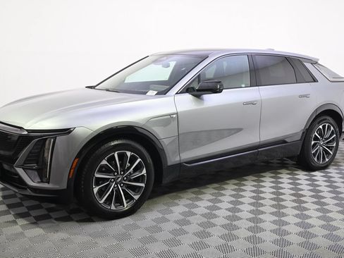 Certified 2024 Cadillac Lyriq Sport w/ LPO, Floor Liner Package AWD/4WD image 2