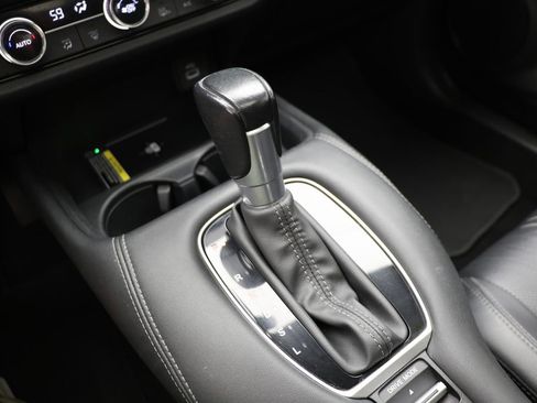 Used 2023 Honda HR-V EX-L image 24