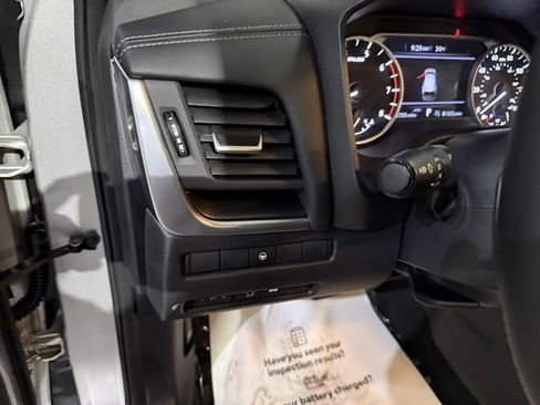 Certified 2025 Nissan Rogue SV image 12