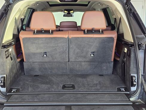 Used 2019 BMW X7 xDrive40i w/ Dynamic Handling Package image 31