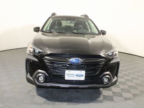 Used 2024 Subaru Outback Onyx Edition image 3