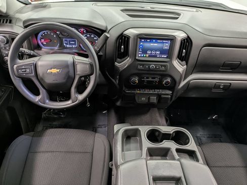 Used 2020 Chevrolet Silverado 1500 Custom w/ Custom Value Package AWD/4WD image 23