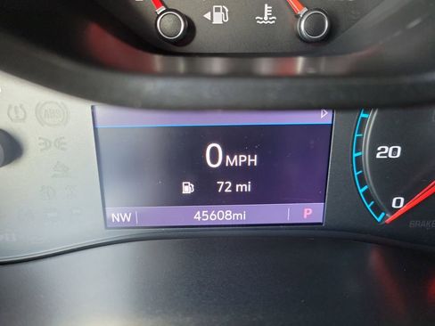 Used 2020 Chevrolet Colorado LT w/ Colorado RST Special Edition image 18