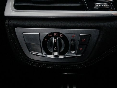 Used 2022 BMW 750i xDrive w/ Executive Package image 26