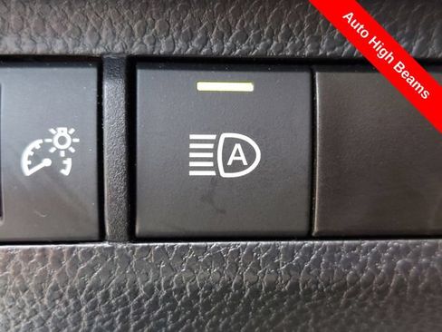 Certified 2024 Toyota RAV4 XLE w/ Convenience Package AWD/4WD image 19