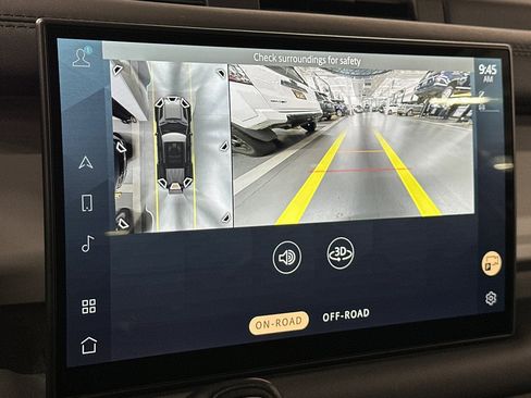 Used 2025 Land Rover Defender 110 S image 22