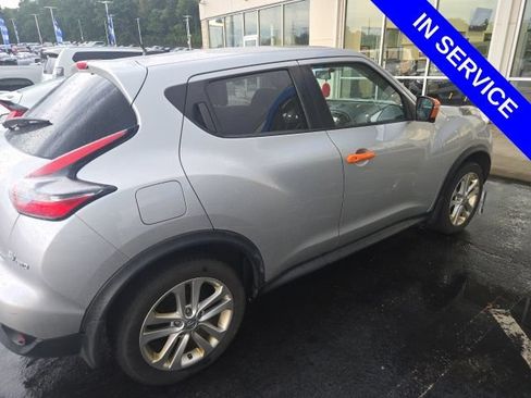 Used 2016 Nissan Juke SV w/ Technology Package AWD/4WD image 4