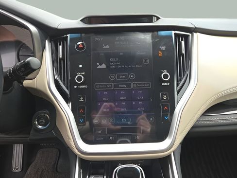 Used 2022 Subaru Outback Limited XT image 13