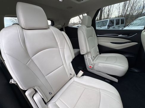 Used 2022 Buick Enclave Premium w/ Experience Buick Package image 12