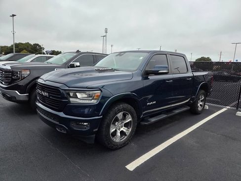 Used 2022 RAM 1500 Laramie w/ Sport Appearance Package AWD/4WD image 3