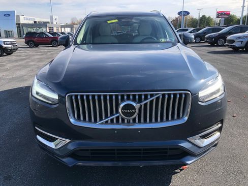 Used 2023 Volvo XC90 B6 Plus image 8