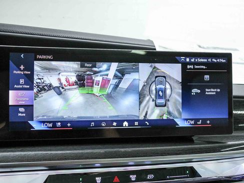 New 2026 BMW 740i w/ Premium Package image 23