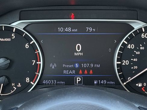 Used 2024 Nissan Altima 2.5 SV FWD image 16