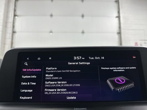 Used 2022 Kia Telluride EX w/ EX Premium Package image 30