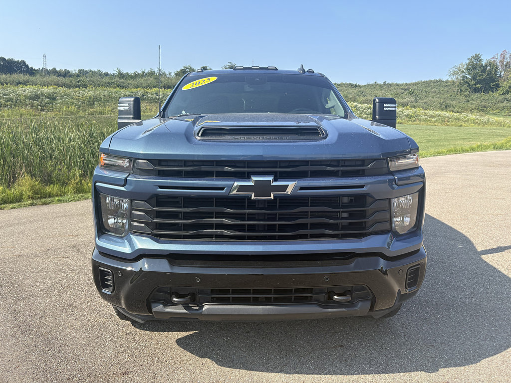 Used 2025 Chevrolet Silverado 2500 Custom w/ Custom Value Package AWD/4WD image 7