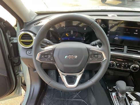 New 2026 Chevrolet Trax ACTIV w/ Driver Confidence Package image 12