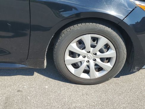 Used 2024 Toyota Corolla LE image 6