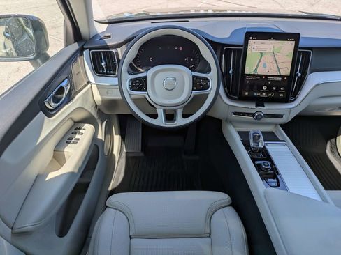 New 2026 Volvo XC60 B5 Ultra w/ Protection Package Premier AWD/4WD image 20
