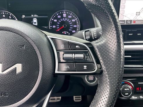 Used 2023 Kia Forte GT-Line w/ GT-Line Premium Package image 24