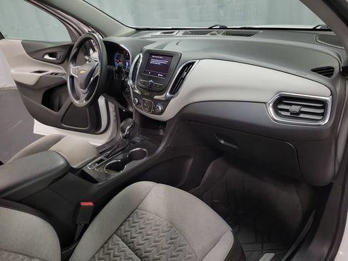 Used 2022 Chevrolet Equinox LS w/ LPO, Floor Liner Package FWD image 22