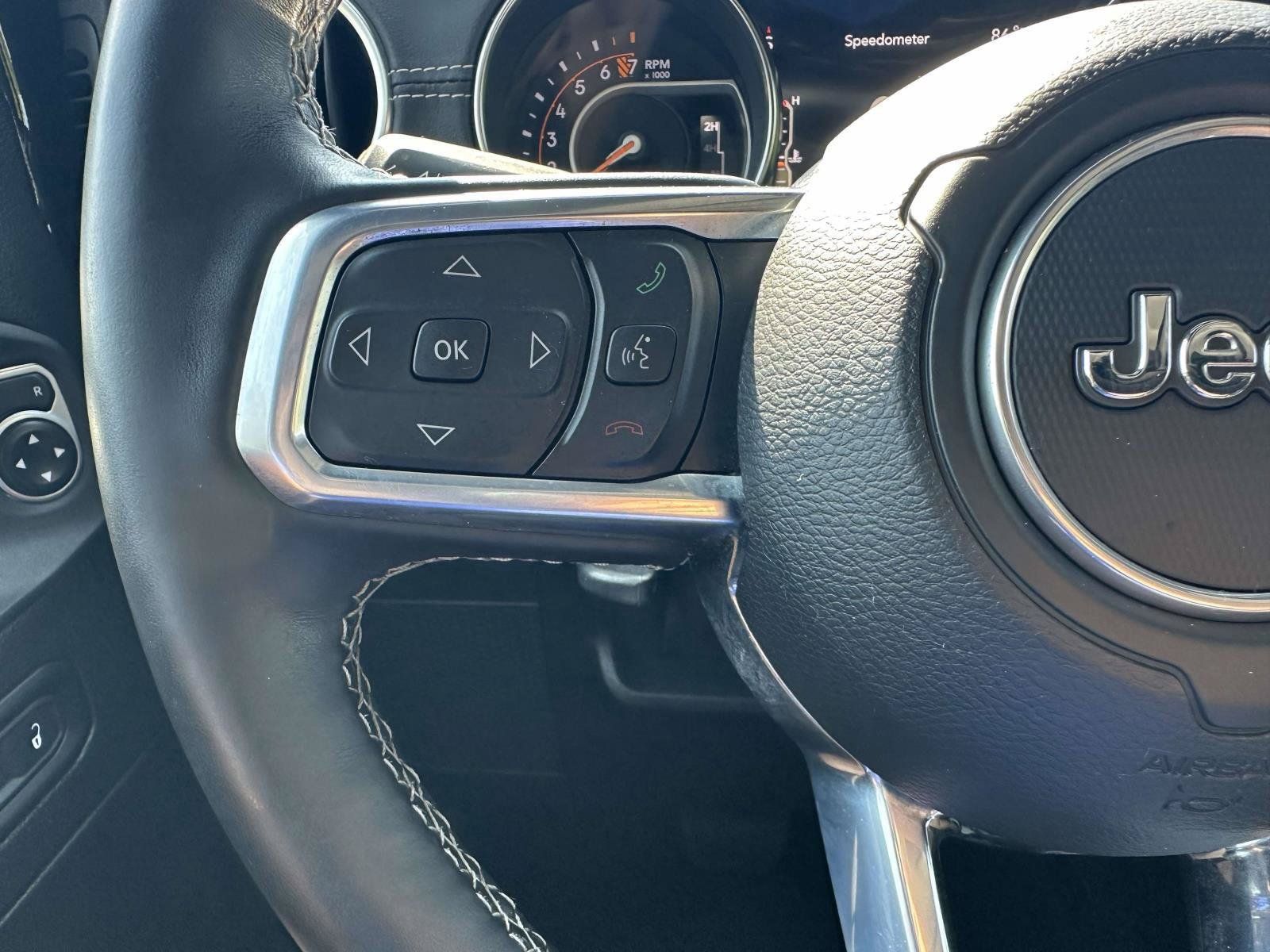 Used 2020 Jeep Wrangler Unlimited Sahara AWD/4WD image 12