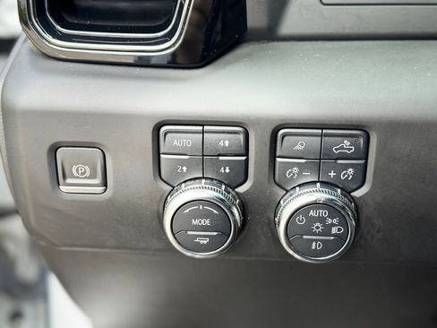 Used 2022 GMC Sierra 1500 AT4 w/ AT4 Preferred Package AWD/4WD image 20