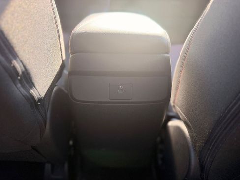 Used 2026 Nissan Sentra SR w/ Floor Mat Package FWD image 23