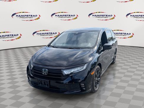 Used 2023 Honda Odyssey Sport image 1