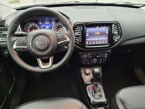 Used 2018 Jeep Compass Limited w/ Navigation Group image 22