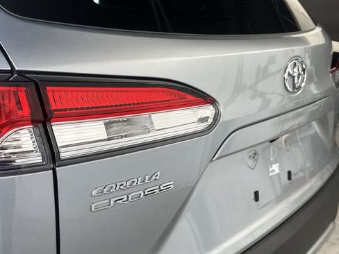 Used 2023 Toyota Corolla Cross L FWD image 10