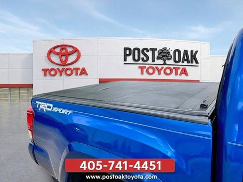 Used 2017 Toyota Tacoma TRD Sport RWD image 27