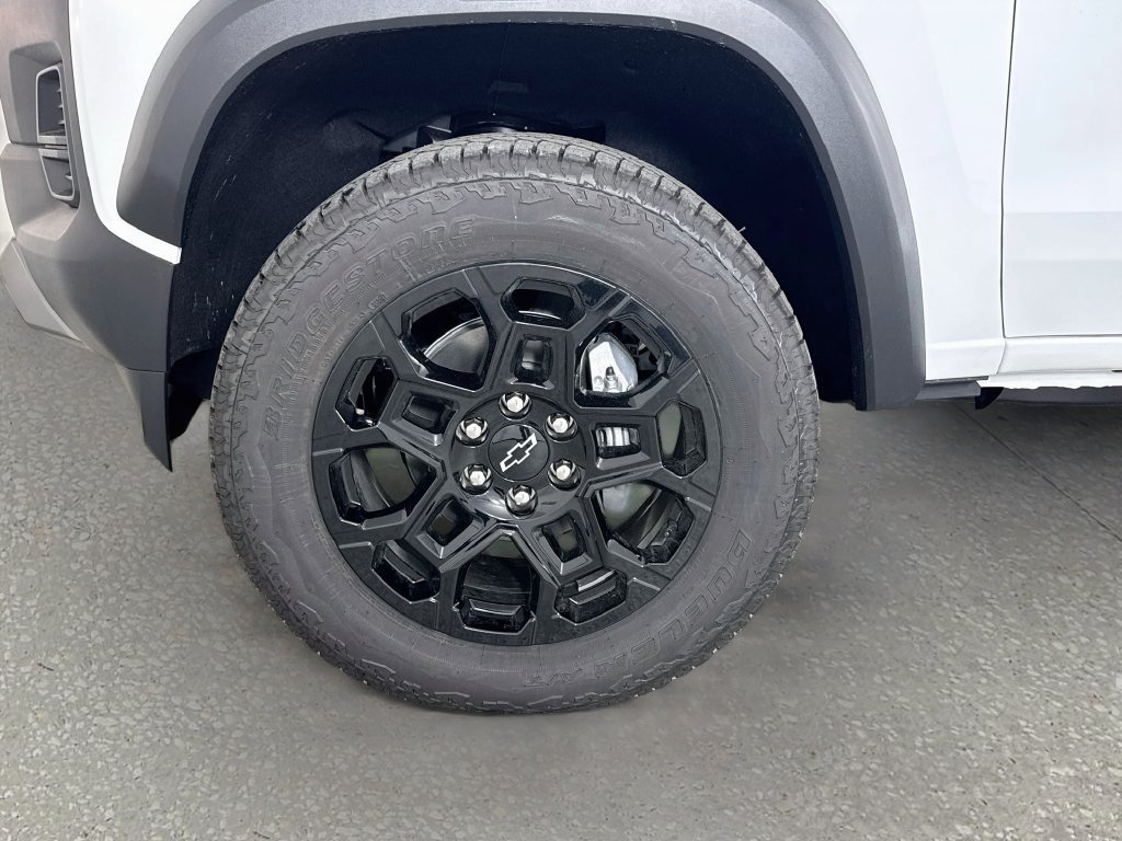New 2026 Chevrolet Colorado Trail Boss AWD/4WD image 32