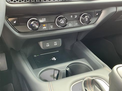 New 2026 Honda HR-V Sport image 32